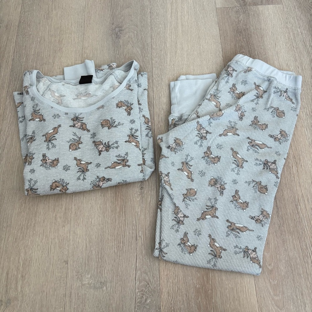 Free Press Womens Pajama Set Large Gray Winter Rabbit Pattern Soft Cozy Comfy